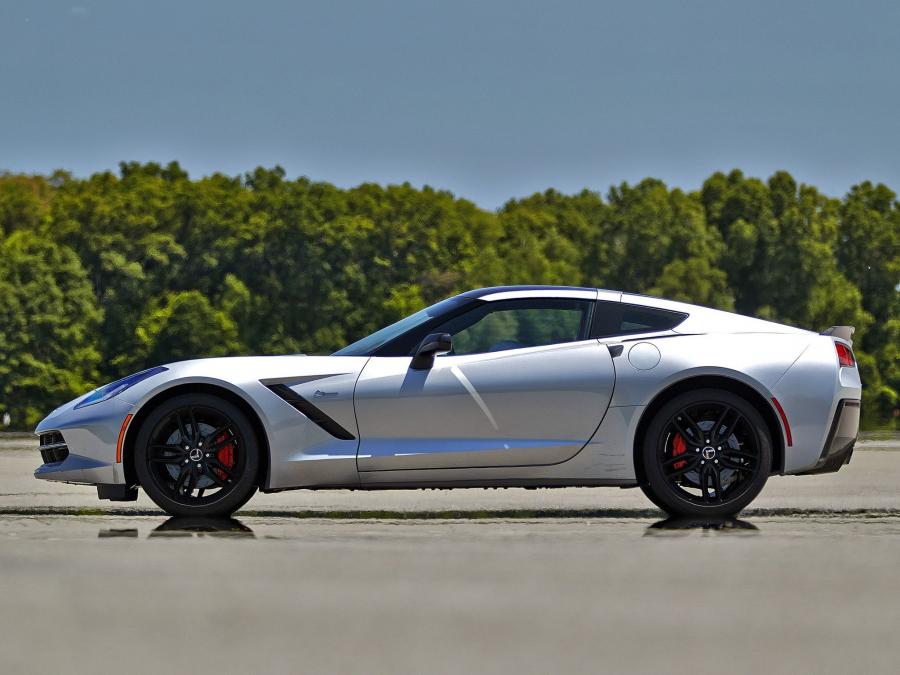  Chevrolet Corvette Stingray Coupe 2013 года  (фото 15 из 25)